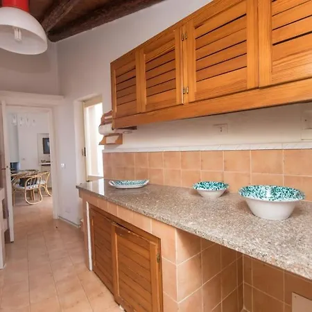 Le Filaschi - Key To * Costa Paradiso
