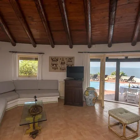 Villa Le Filaschi - Key To *