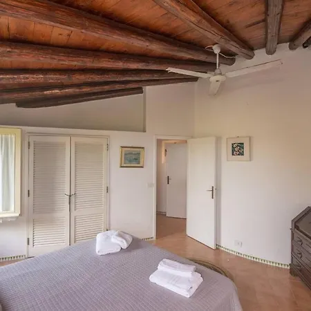 Le Filaschi - Key To * Costa Paradiso