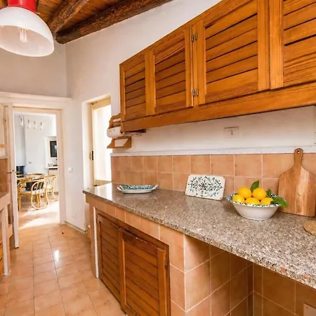 Vila Le Filaschi - Key To