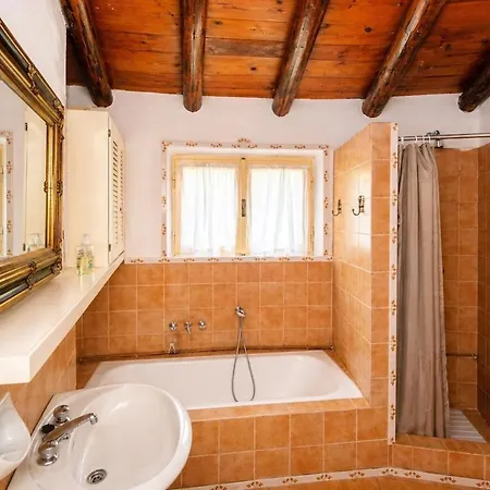 Le Filaschi - Key To Vila *