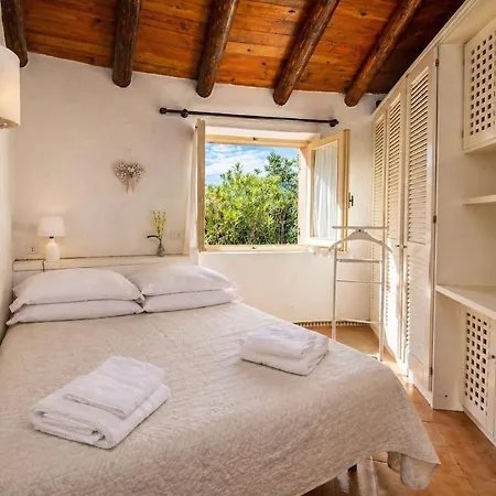 Le Filaschi - Key To * Costa Paradiso