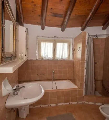 Villa Le Filaschi - Key To *